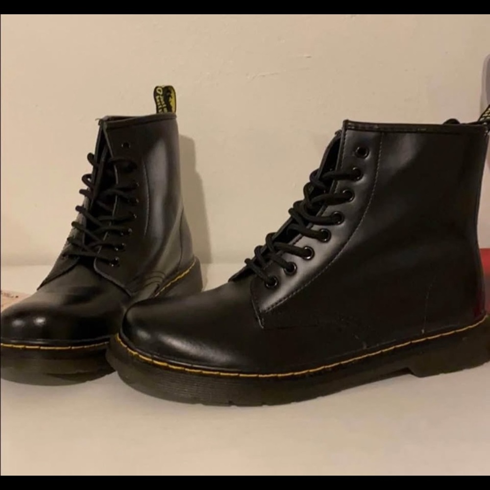 Classic Black Lace-Up Ankle Boots